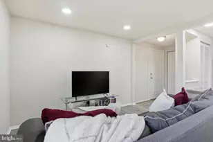 8386 Brockham Dr, Alexandria, VA 22309 - Photo 4