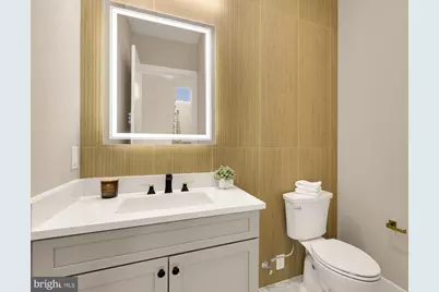 6935 Southridge Drive, McLean, VA 22101 - Photo 14