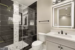 6935 Southridge Dr, McLean, VA 22101 - Photo 72