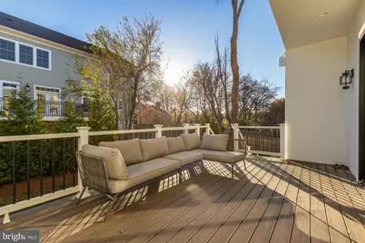 6935 Southridge Drive, McLean, VA 22101 - Photo 38