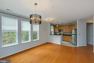 2665 Prosperity Ave, Fairfax, VA 22031 - Photo 1