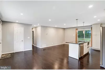 14712 Braddock Road, Centreville, VA 20120 - Photo 6