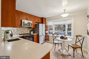 9269 Bailey Ln, Fairfax, VA 22031 - Photo 20