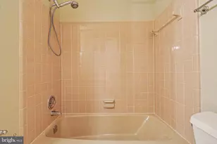 9269 Bailey Ln, Fairfax, VA 22031 - Photo 38