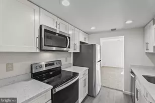 2108 Monaghan Dr, Herndon, VA 20170 - Photo 12