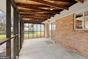 14724 Braddock Rd, Centreville, VA 20120 - Photo 46