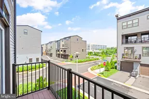 12921 Sunrise Ridge Aly, Herndon, VA 20171 - Photo 6