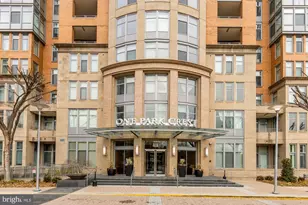 8220 Crestwood Heights Dr, McLean, VA 22102 - Photo 2