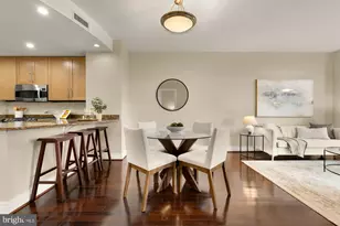 8220 Crestwood Heights Dr, Tysons, VA 22102 - Photo 8