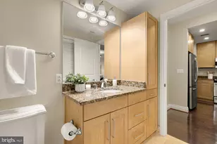 8220 Crestwood Heights Dr, Tysons, VA 22102 - Photo 16