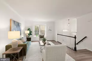 3006 Oakton Meadows Ct, Oakton, VA 22124 - Photo 4