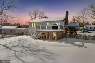 6227 Secret Hollow Ln, Centreville, VA 20120 - Photo 24