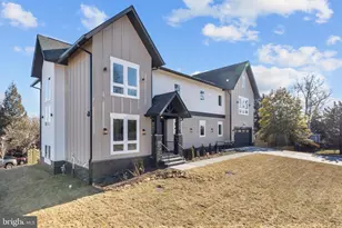 2855 Oak Knoll Dr, Falls Church, VA 22042 - Photo 10