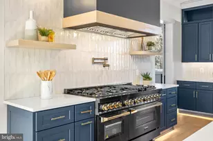 2855 Oak Knoll Dr, Falls Church, VA 22042 - Photo 32