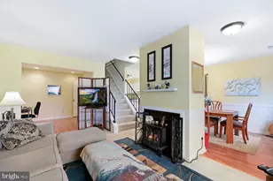6029 Sunset Ridge Ct, Centreville, VA 20121 - Photo 4