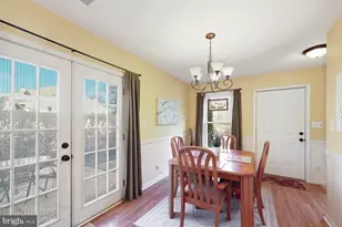 6029 Sunset Ridge Ct, Centreville, VA 20121 - Photo 8