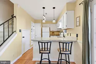 6029 Sunset Ridge Ct, Centreville, VA 20121 - Photo 6