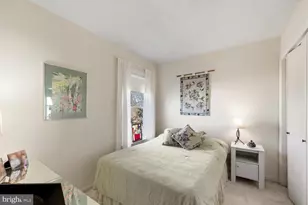 6029 Sunset Ridge Ct, Centreville, VA 20121 - Photo 10