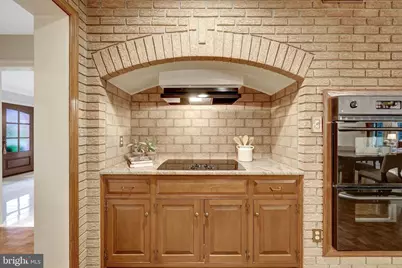 6304 Dunaway Court, McLean, VA 22101 - Photo 28