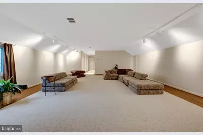 6304 Dunaway Court, McLean, VA 22101 - Photo 46