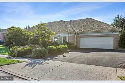 6304 Dunaway Court, McLean, VA 22101 - Photo 4