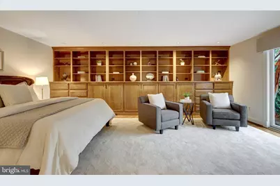 6304 Dunaway Court, McLean, VA 22101 - Photo 14