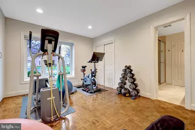 6304 Dunaway Court, McLean, VA 22101 - Photo 20