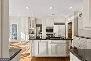 1109 Old Cedar Rd, McLean, VA 22102 - Photo 12