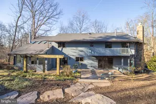 7107 Roxann Rd, Alexandria, VA 22315 - Photo 54