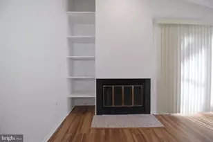 1956 Villaridge Dr, Reston, VA 20191 - Photo 6