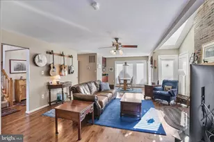 5272 Ellicott Dr, Centreville, VA 20120 - Photo 14