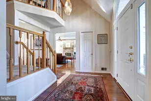 5272 Ellicott Dr, Centreville, VA 20120 - Photo 4