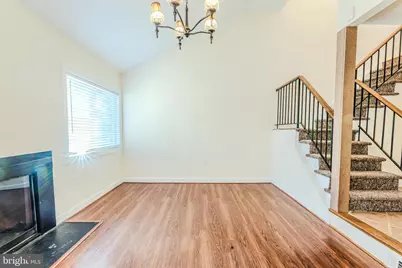 13373 Hungerford Place, Herndon, VA 20170 - Photo 6