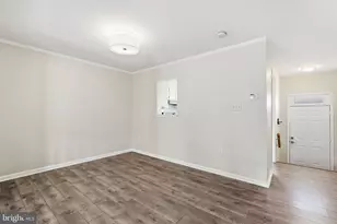 6739 Rockledge Pl, Centreville, VA 20121 - Photo 14