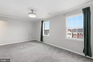 6739 Rockledge Pl, Centreville, VA 20121 - Photo 16