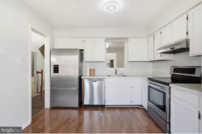 6739 Rockledge Place, Centreville, VA 20121 - Photo 8