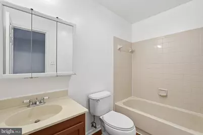 6739 Rockledge Place, Centreville, VA 20121 - Photo 34