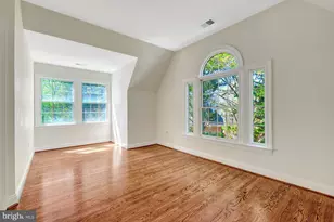 9906 Hessick Ct, Great Falls, VA 22066 - Photo 38