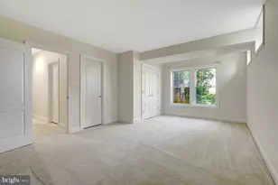 9906 Hessick Ct, Great Falls, VA 22066 - Photo 50