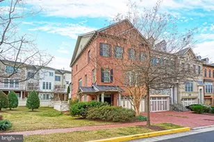 6739 Darrells Grant Pl, Falls Church, VA 22043 - Photo 4