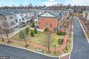 6739 Darrells Grant Pl, Falls Church, VA 22043 - Photo 8