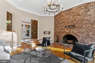 10124 Captain Hickory Pl, Great Falls, VA 22066 - Photo 38