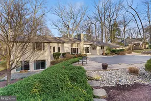 10124 Captain Hickory Pl, Great Falls, VA 22066 - Photo 10