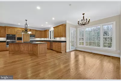 451 Seneca Road, Great Falls, VA 22066 - Photo 8