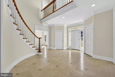 451 Seneca Road, Great Falls, VA 22066 - Photo 4