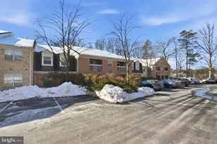 5902 Cove Landing Rd, Burke, VA 22015 - Photo 2