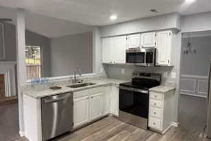 12318 Valley High Rd, Herndon, VA 20170 - Photo 2