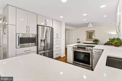 3826 Beech Down Drive, Chantilly, VA 20151 - Photo 6