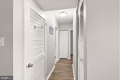 9728 Kingsbridge Drive #302, Fairfax, VA 22031 - Photo 18