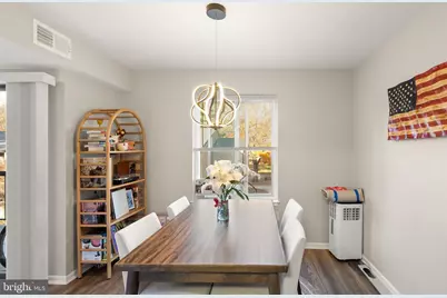 9728 Kingsbridge Drive #302, Fairfax, VA 22031 - Photo 10